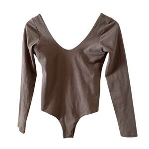 Jen's Pirate Booty Long Sleeve Scoop Neck Bodysuit Taupe S